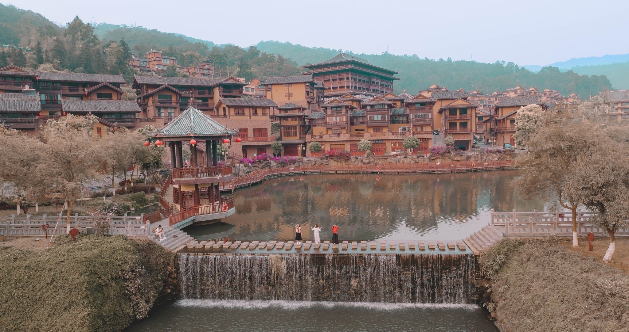 Review Du Lịch Hà Khẩu - Bình Biên - Mông Tự 3N2Đ